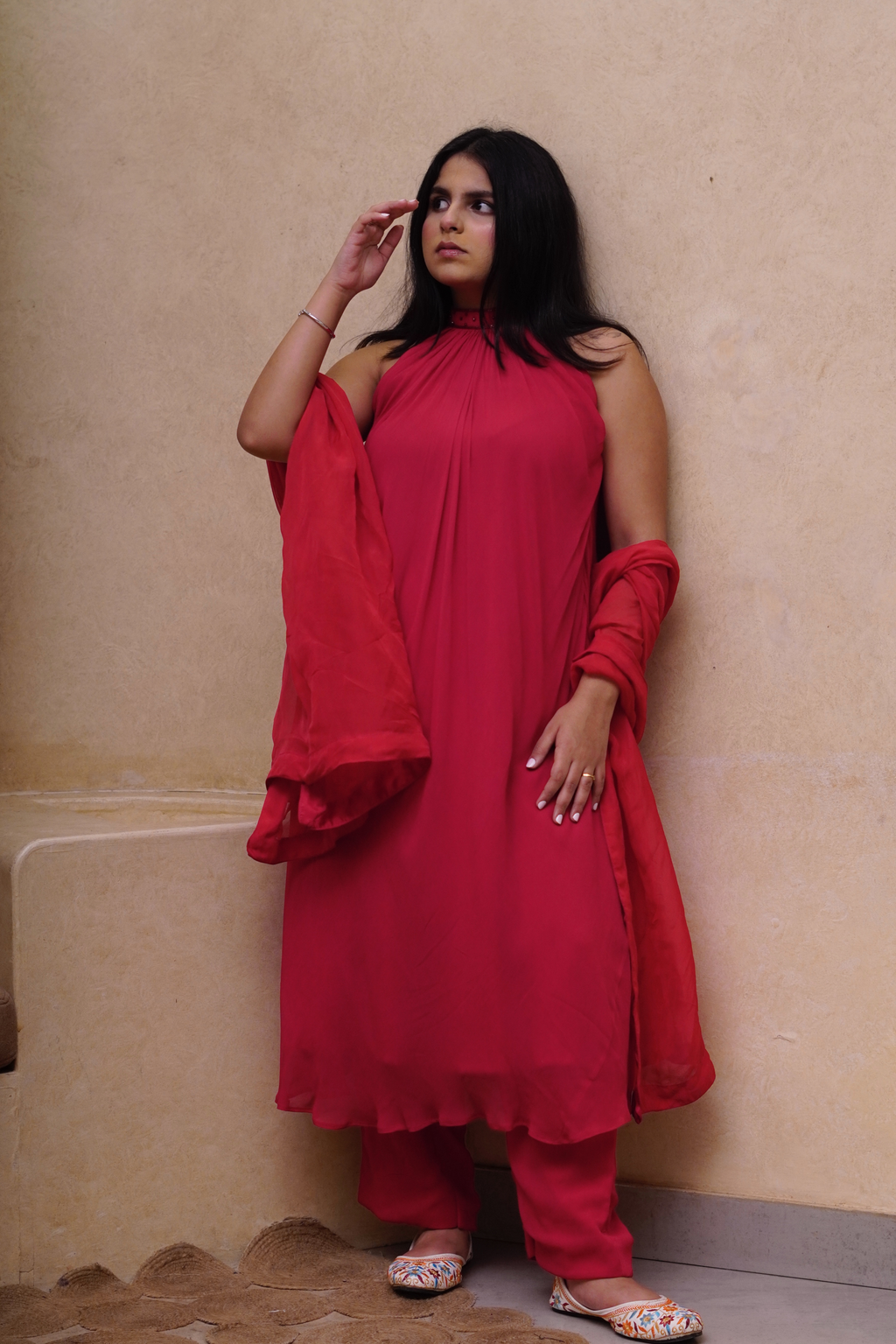 Shigona – Anari Embellished Suit Set